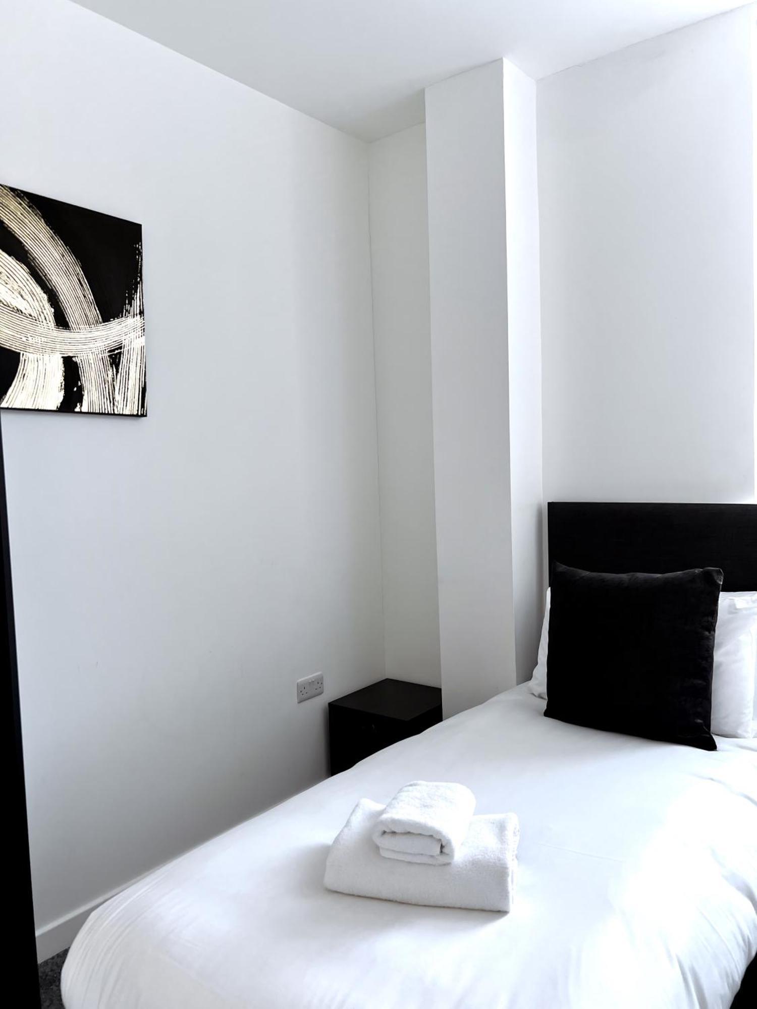 Ascot House Apartments Peterborough Esterno foto